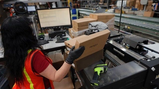 Warehouse associate packaging and scanning products for e-commerce fulfillment